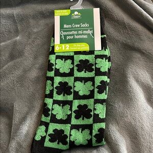 Shamrock Pattern Green and Black Men's Crew Socks for St Patrick’s Day